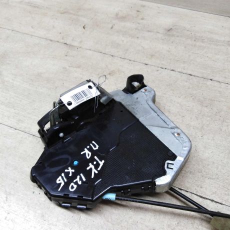 zamok-dveri-perednei-pravoi-toyota-corolla-ix-e120-e130-e12-xetcbek-art-56425-big-3