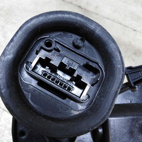 zamok-dveri-zadnii-levyi-volkswagen-golf-6-art-56436-big-2