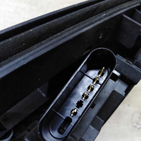 zamok-dveri-zadnei-pravoi-ford-focus-3-art-56437-big-2