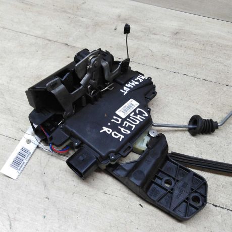 zamok-dveri-perednii-pravyi-volkswagen-passat-b5-passat-b5-gp-skoda-superb-art-56621-big-0