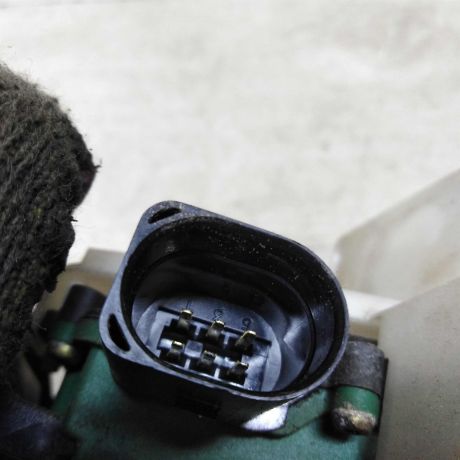 zamok-dveri-zadnii-levyi-volkswagen-passat-b5-passat-b5-gp-skoda-superb-art-56858-big-3