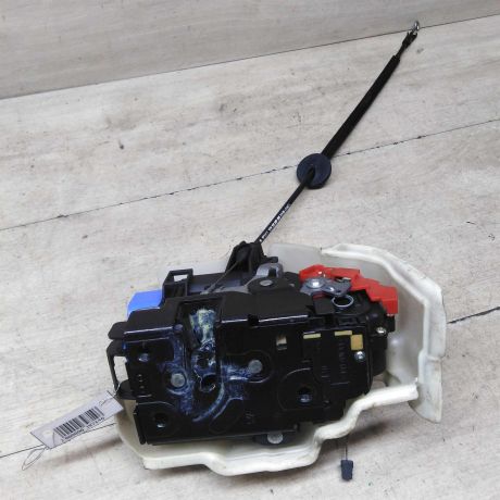 zamok-dveri-perednii-pravyi-volkswagen-golf-6-art-56873-big-0