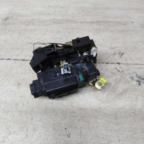 zamok-dveri-perednii-pravyi-renault-kangoo-i-rest-art-56897-big-3