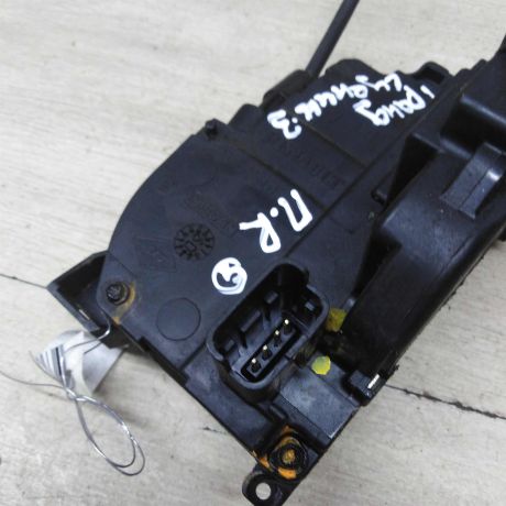 zamok-dveri-perednei-pravoi-renault-grand-scenic-3-art-57205-big-3