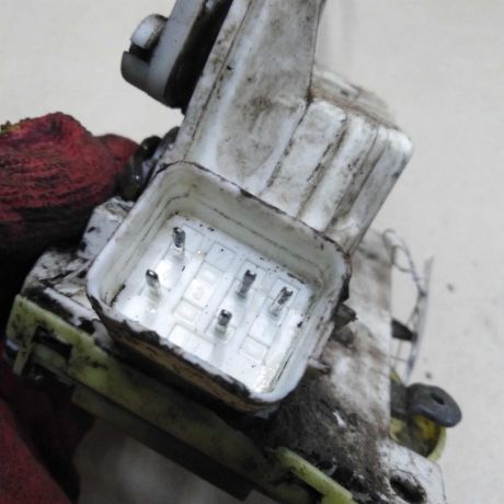 zamok-dveri-perednii-levyi-ford-focus-1-art-57663-big-1