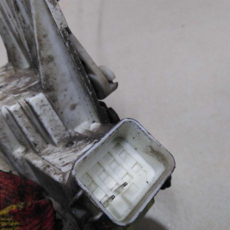 zamok-dveri-zadnei-pravyi-ford-focus-1-art-57727-big-3