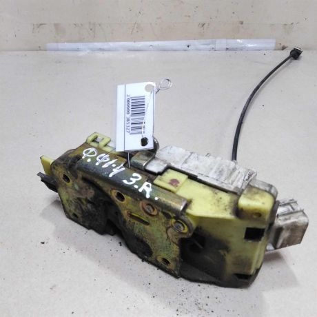 zamok-dveri-zadnei-pravyi-ford-focus-1-art-57727-big-4
