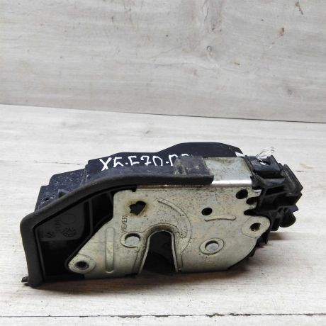 zamok-dveri-perednii-pravyi-bmw-x5-ii-e70-do-rest-art-58070-big-0