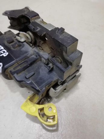 zamok-dveri-zadnii-pravyi-renault-duster-i-art-59163-big-2