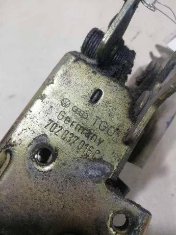 zamok-dveri-perednei-pravoi-volkswagen-transporter-t4-24d-19tdi-art-59257-big-2