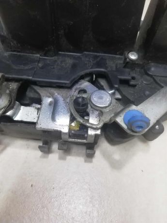 zamok-dveri-perednii-pravyi-kia-spectra-art-59490-big-2