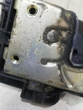zamok-dveri-perednii-pravyi-kupe-volkswagen-golf-3-art-59676-big-3