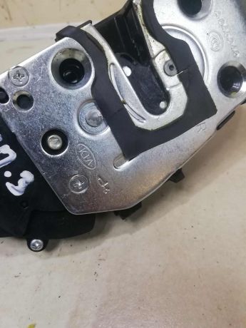 zamok-dveri-zadnii-pravyi-kia-spectra-art-59856-big-3