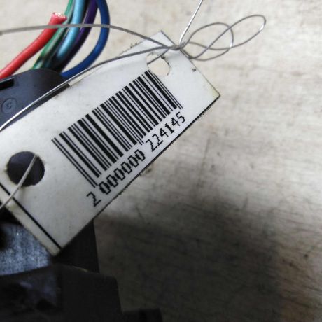 zamok-dveri-perednei-levyi-nissan-murano-i-z50-est-sledy-vskrytiia-zamka-art-59975-big-2