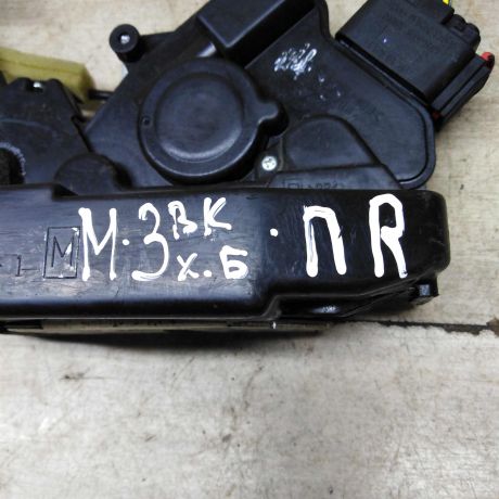zamok-dveri-perednii-pravyi-mazda-3-bk-art-60476-big-5