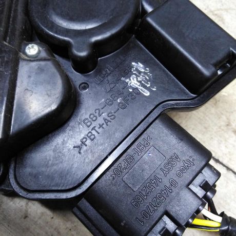 zamok-dveri-perednii-pravyi-mazda-3-bk-art-60476-big-3