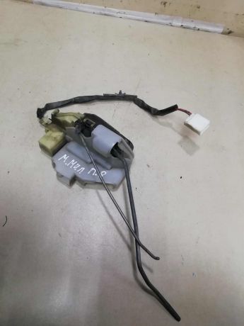 zamok-dveri-perednii-pravyi-mazda-millenia-art-60687-big-1