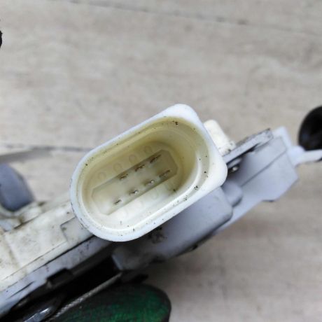 zamok-dveri-perednii-pravyi-volkswagen-passat-b6-art-60803-big-2