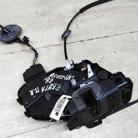 zamok-dveri-perednii-pravyi-ford-kuga-i-08gv-art-61357-big-1