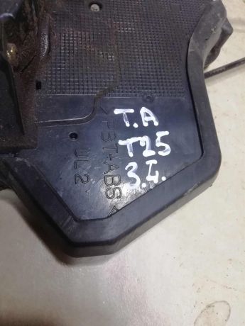 zamok-dveri-zadnii-levyi-toyota-avensis-t25-art-61449-big-2