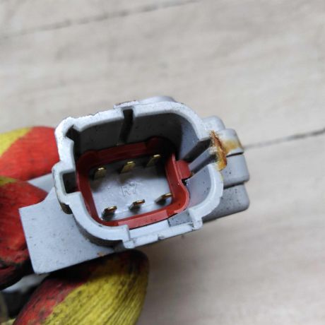 zamok-dveri-zadnii-pravyi-nissan-almera-n16-art-64186-big-2