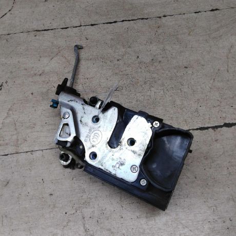 zamok-dveri-zadnii-pravyi-chevrolet-aveo-t200-xetcbek-art-66075-big-0