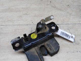 zamok-dveri-zadnei-levoi-raspasnoi-volkswagen-caddy-iii-art-66264