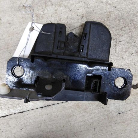 zamok-zadnii-levyi-raspasnoi-dveri-niznii-volkswagen-transporter-t5-art-71052-big-3