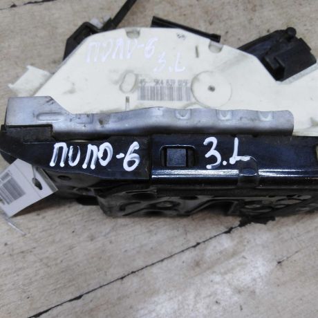 zamok-dveri-zadnii-levyi-volkswagen-polo-v-sedan-art-71311-big-4