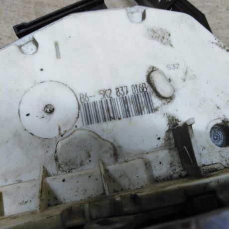 zamok-dveri-perednii-pravyi-volkswagen-polo-v-sedan-art-71478-big-1