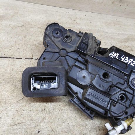 zamok-dveri-perednii-pravyi-volkswagen-polo-v-sedan-art-71478-big-4