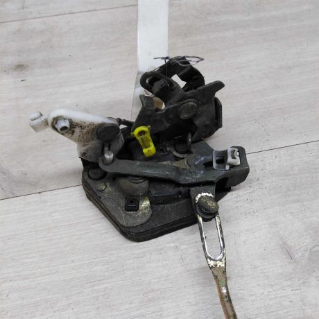 zamok-dveri-zadnii-pravyi-hyundai-accent-ii-art-73124-big-2