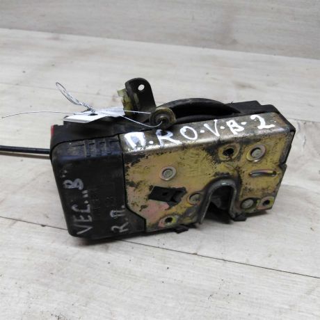 zamok-dveri-perednii-pravyi-opel-vectra-b-art-73649-big-0