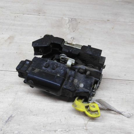 zamok-dveri-zadnii-pravyi-renault-duster-i-art-73832-big-0