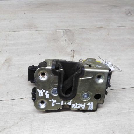 zamok-dveri-zadnii-pravyi-renault-duster-i-art-73832-big-2