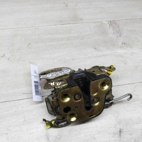 zamok-dveri-perednii-pravyi-opel-vectra-a-art-74552-big-0