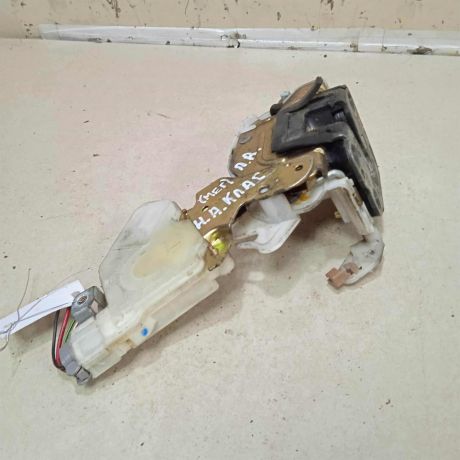 zamok-dveri-perednii-pravyi-nissan-almera-classic-art-75246-big-0