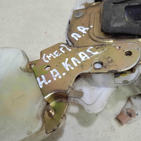 zamok-dveri-perednii-pravyi-nissan-almera-classic-art-75246-big-1