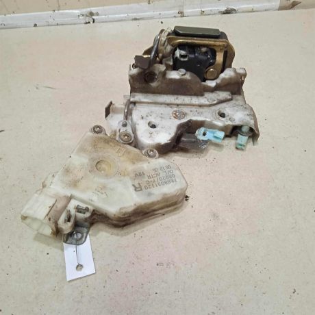 zamok-dveri-zadnii-pravyi-nissan-almera-classic-art-75341-big-0