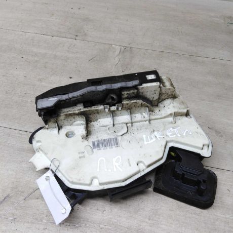 zamok-dveri-perednii-pravyi-skoda-yeti-i-art-75396-big-0