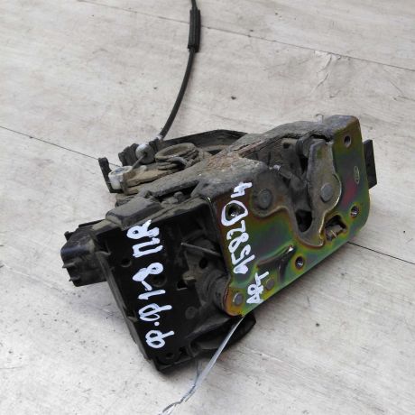 zamok-dveri-perednii-pravyi-ford-focus-1-art-75890-big-0