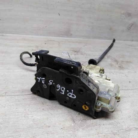 zamok-dveri-zadnii-levyi-volkswagen-passat-b6-art-77203-big-0