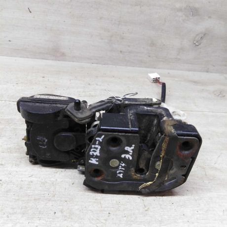 zamok-dveri-zadnii-pravyi-mazda-323-art-78803-big-0