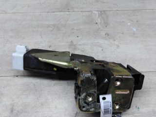zamok-dveri-perednii-pravyi-mitsubishi-carisma-i-liftbek-art-79421