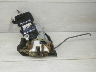 zamok-dveri-perednii-pravyi-mazda-6-gg-art-79830