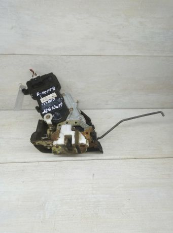 zamok-dveri-perednii-pravyi-mazda-6-gg-art-79830-big-0