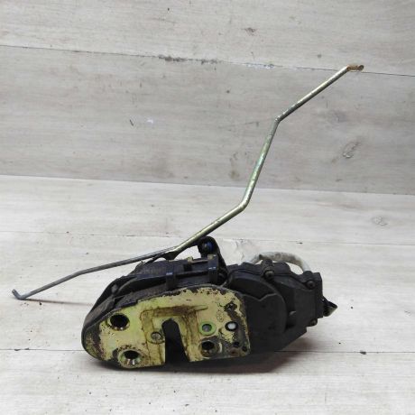 zamok-dveri-perednii-pravyi-kia-shuma-ii-art-80830-big-0