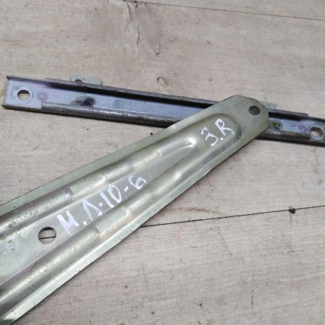 steklopodieemnik-elektro-zadnii-pravyi-mitsubishi-lancer-x-art-81210-big-1