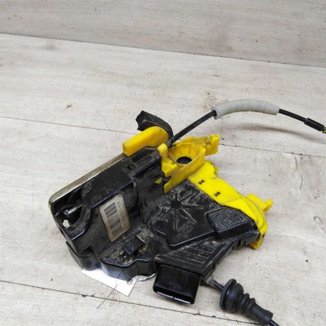 zamok-dveri-perednii-pravyi-kia-ceed-ii-art-81377-big-0