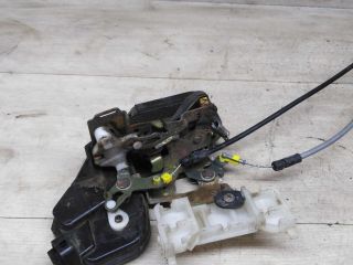 zamok-dveri-perednii-pravyi-hyundai-elantra-iii-xd-sedan-art-81578